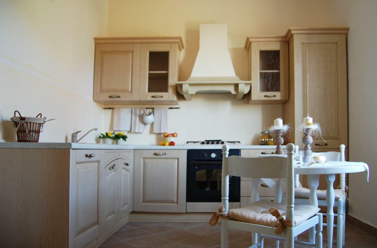 Appartement La Casa Bianca à Roe Extérieur photo